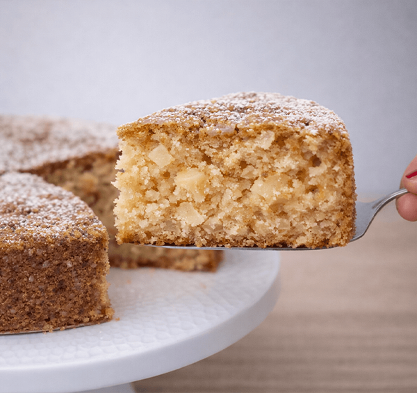 Mamas-Cheesecake-Tea-Cake-Apple-Cinnamon-Sponge-Cake-blueberry-matcha-gluten-free-dairy-free-brisbane-4